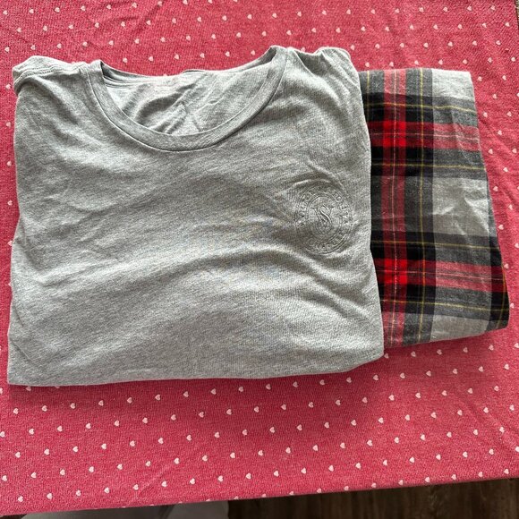 Victoria's Secret Other - Victoria’s Secret Gray Top & Plaid Pajama Pants Set – Size Large